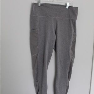 Fabletics light gray power hold leggings pockets
